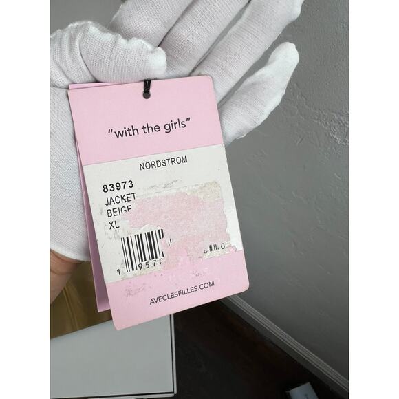 NWT AVEC LES FILLES Cable Knit Cropped Puffer Jacket (Womens: XL) - Picture 7 of 16